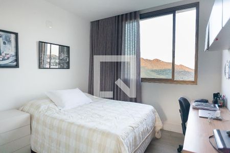 Apartamento à venda com 154m², 3 quartos e 3 vagasquarto 1