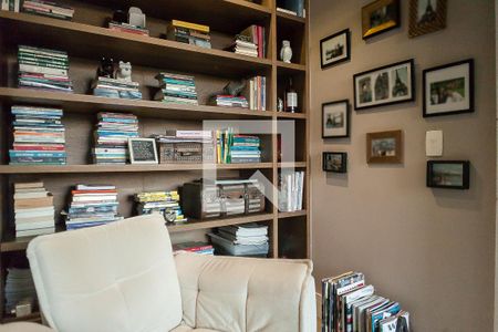 Apartamento à venda com 154m², 3 quartos e 3 vagasespaço de leitura