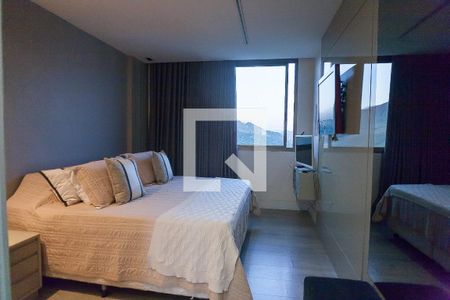 Apartamento à venda com 154m², 3 quartos e 3 vagassuíte master