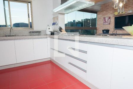 Apartamento à venda com 154m², 3 quartos e 3 vagasCozinha