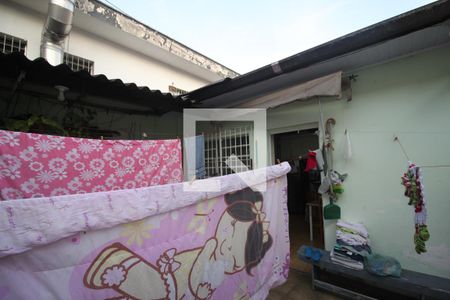 Casa à venda com 300m², 3 quartos e 2 vagasQuintal