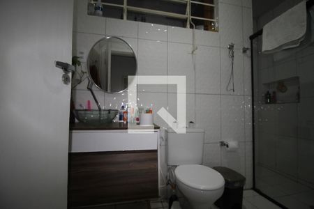 Casa à venda com 300m², 3 quartos e 2 vagasBanheiro