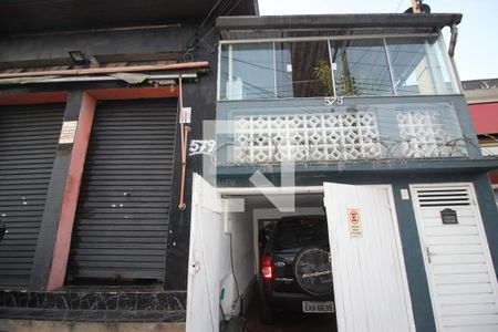 Casa à venda com 300m², 3 quartos e 2 vagasFachada