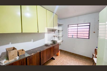 Casa à venda com 288m², 4 quartos e 2 vagasÁrea de Serviço - QuartoÁrea de Serviço - Quarto