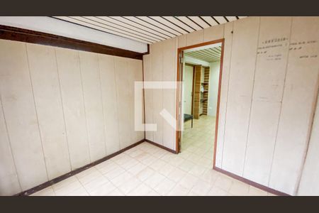 Casa à venda com 288m², 4 quartos e 2 vagasSala Deposito