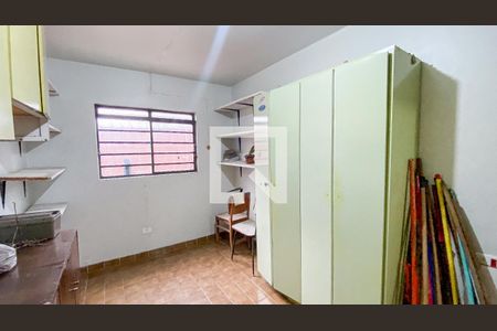 Casa à venda com 288m², 4 quartos e 2 vagasÁrea de Serviço - Quarto