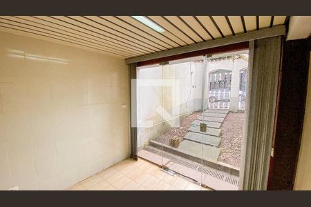 Casa à venda com 288m², 4 quartos e 2 vagasSala Deposito