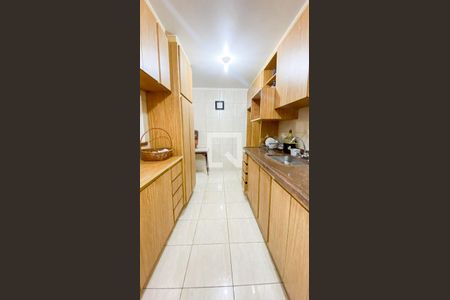 Casa à venda com 288m², 4 quartos e 2 vagasCozinha