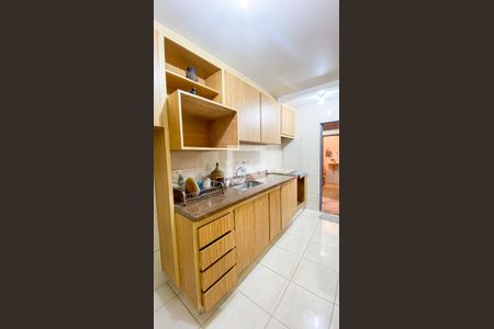 Casa à venda com 288m², 4 quartos e 2 vagasCozinha