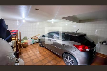 Casa à venda com 288m², 4 quartos e 2 vagasGaragem