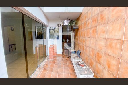 Casa à venda com 288m², 4 quartos e 2 vagasÁrea de Serviço - Quintal