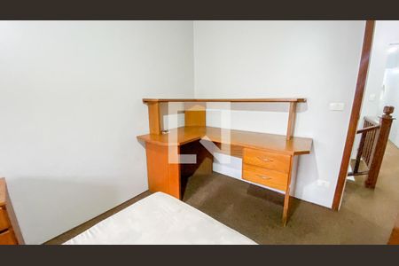 Casa à venda com 288m², 4 quartos e 2 vagasQuarto 2