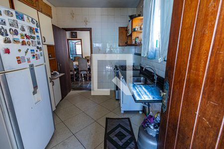 Casa à venda com 360m², 3 quartos e 2 vagasCozinha