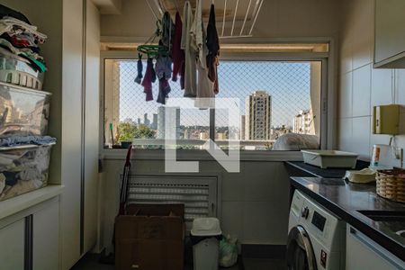 Apartamento à venda com 149m², 4 quartos e 3 vagas Apartamento à venda com 149m², 4 quartos e 3 vagasÁrea de Serviço