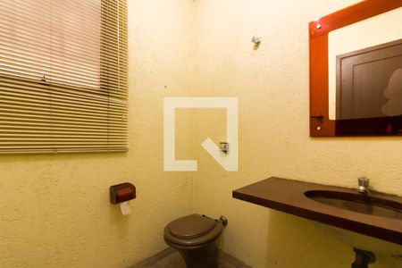 Casa à venda com 387m², 5 quartos e 3 vagasLavabo