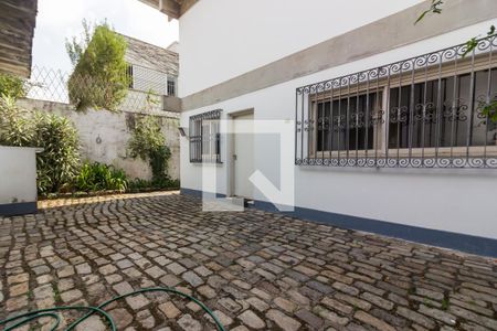 Casa à venda com 387m², 5 quartos e 3 vagasÁrea de Serviço