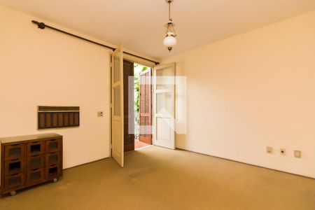 Casa à venda com 387m², 5 quartos e 3 vagasSuíte 1