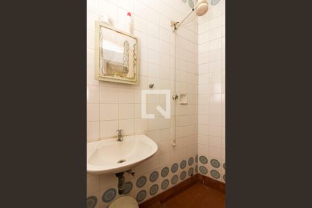 Casa à venda com 387m², 5 quartos e 3 vagasBanheiro de serviço