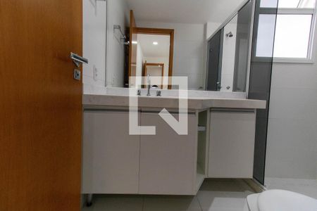 Apartamento à venda com 220m², 4 quartos e 2 vagasBanheiro Quarto