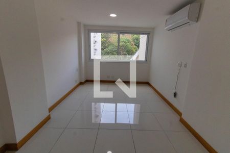 Apartamento à venda com 220m², 4 quartos e 2 vagasQuarto