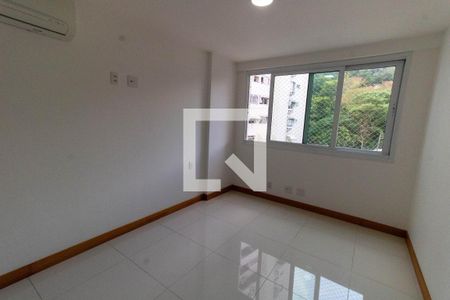 Apartamento à venda com 220m², 4 quartos e 2 vagasQuarto