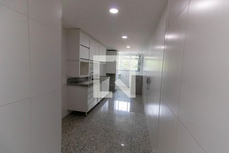 Apartamento à venda com 220m², 4 quartos e 2 vagasCozinha