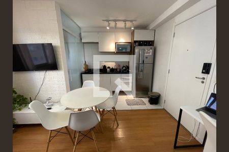 Sala de apartamento para alugar com 2 quartos, 41m² em Jardim Celeste, São Paulo