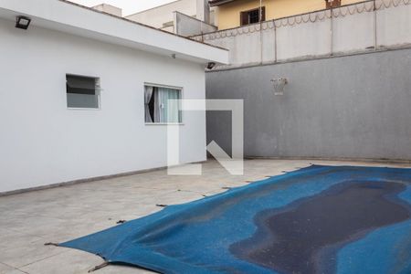 Casa à venda com 300m², 3 quartos e 5 vagas Casa à venda com 300m², 3 quartos e 5 vagasÁrea comum