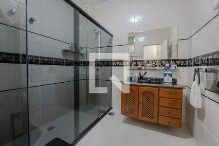 Apartamento à venda com 238m², 3 quartos e 1 vaga Apartamento à venda com 238m², 3 quartos e 1 vagaBanheiro