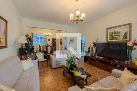 Apartamento à venda com 238m², 3 quartos e 1 vaga Apartamento à venda com 238m², 3 quartos e 1 vagaSala