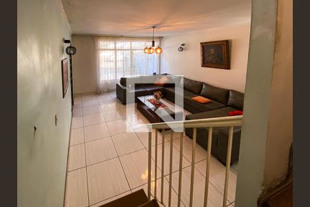 Casa à venda com 200m², 5 quartos e 3 vagasSala