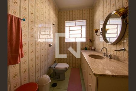 Casa à venda com 200m², 5 quartos e 3 vagasBanheiro 4