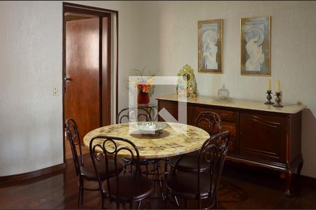 Apartamento à venda com 195m², 4 quartos e 2 vagas Apartamento à venda com 195m², 4 quartos e 2 vagasCopa