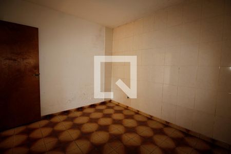 Casa à venda com 266m², 4 quartos e 3 vagas Casa à venda com 266m², 4 quartos e 3 vagasEdícula - Quarto