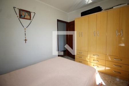 Casa à venda com 266m², 4 quartos e 3 vagas Casa à venda com 266m², 4 quartos e 3 vagasQuarto 1