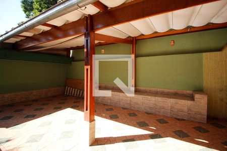 Casa à venda com 266m², 4 quartos e 3 vagas Casa à venda com 266m², 4 quartos e 3 vagasÁrea gourmet