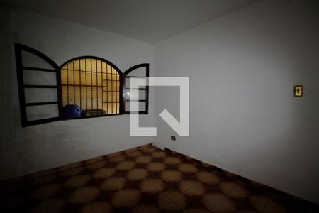 Casa à venda com 266m², 4 quartos e 3 vagas Casa à venda com 266m², 4 quartos e 3 vagasEdícula - Quarto