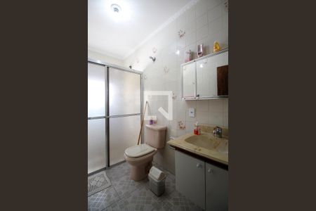 Casa à venda com 266m², 4 quartos e 3 vagas Casa à venda com 266m², 4 quartos e 3 vagasBanheiro