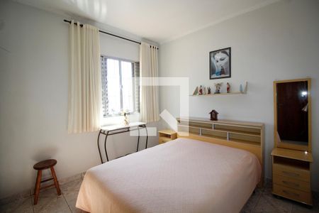 Casa à venda com 266m², 4 quartos e 3 vagas Casa à venda com 266m², 4 quartos e 3 vagasQuarto 1