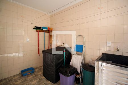 Casa à venda com 266m², 4 quartos e 3 vagas Casa à venda com 266m², 4 quartos e 3 vagasÁrea de Serviço