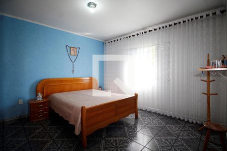 Casa à venda com 266m², 4 quartos e 3 vagas Casa à venda com 266m², 4 quartos e 3 vagasSuite