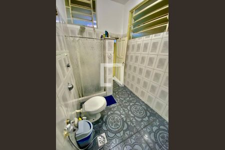 Casa à venda com 72m², 3 quartos e sem vaga Casa à venda com 72m², 3 quartos e sem vagaBanheiro Social