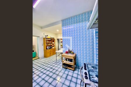 Casa à venda com 72m², 3 quartos e sem vaga Casa à venda com 72m², 3 quartos e sem vagaCozinha