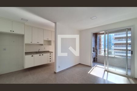 Sala de apartamento para alugar com 1 quarto, 51m² em Canto do Forte, Praia Grande