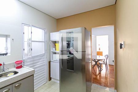 Casa à venda com 320m², 2 quartos e 1 vaga Casa à venda com 320m², 2 quartos e 1 vagaCozinha