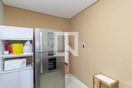 Casa à venda com 320m², 2 quartos e 1 vaga Casa à venda com 320m², 2 quartos e 1 vagaCozinha