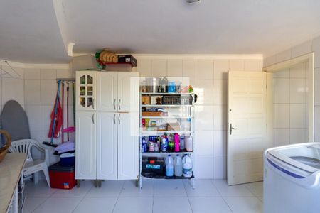 Casa à venda com 180m², 3 quartos e 3 vagas Casa à venda com 180m², 3 quartos e 3 vagasÁrea de Serviço