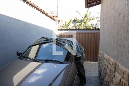 Casa à venda com 435m², 4 quartos e 3 vagas Casa à venda com 435m², 4 quartos e 3 vagasGaragem