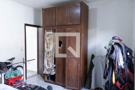 Casa à venda com 435m², 4 quartos e 3 vagas Casa à venda com 435m², 4 quartos e 3 vagasQuarto 1