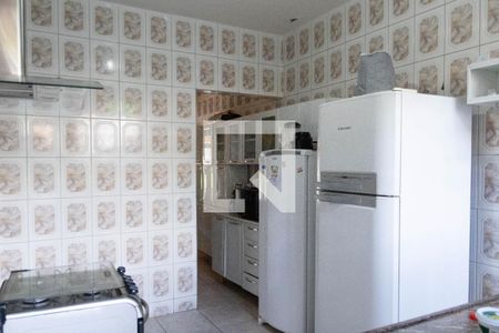 Casa à venda com 435m², 4 quartos e 3 vagas Casa à venda com 435m², 4 quartos e 3 vagasCozinha